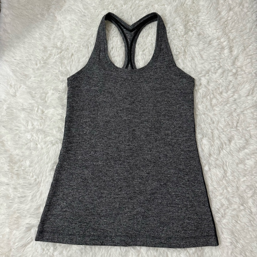 Lululemon Activewear Performance Top Size 2